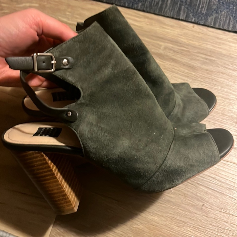 Ladies heels